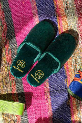 VELVET SLIPPER