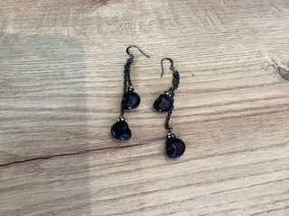 HOC earrings double skull