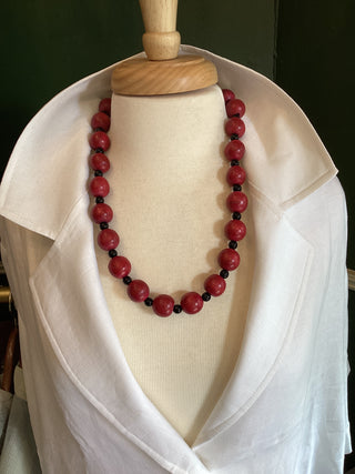 Gavel red wood and small black bead necklace