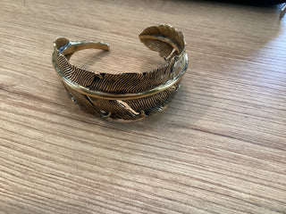 Brass cuff leaf