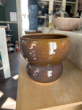 Owen Wolfertz- Rounded Planter with Round Tray