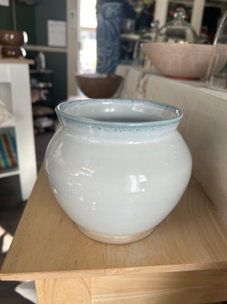 Owen Wolfertz- Rounded Medium Vase