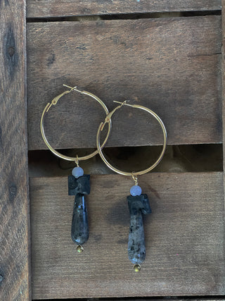 Black Vertebrae Drop Hoops with Chalcedony and Black Agate