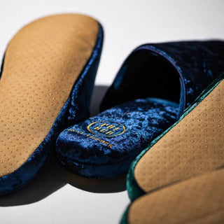 VELVET SLIPPER