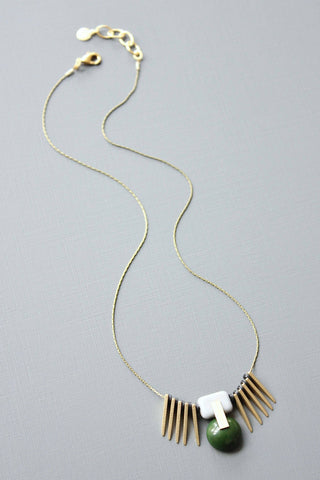 LEX118  Hunter green ArtDeco pendant necklace