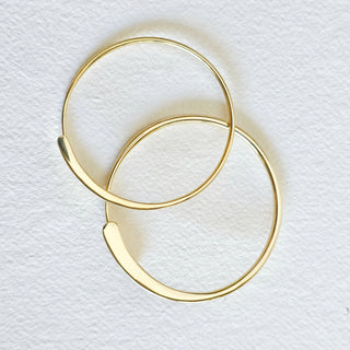 Bisjoux Brass simple wire bangle bracelet flat ends 2 styles