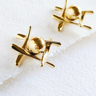 18 kt gold plated cross bead overlap earrings